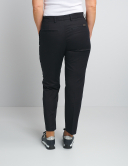 Pantaloni femei W. Wegener Elena 7605 negru 