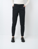 Pantaloni femei W. Wegener Elena 8500 negru